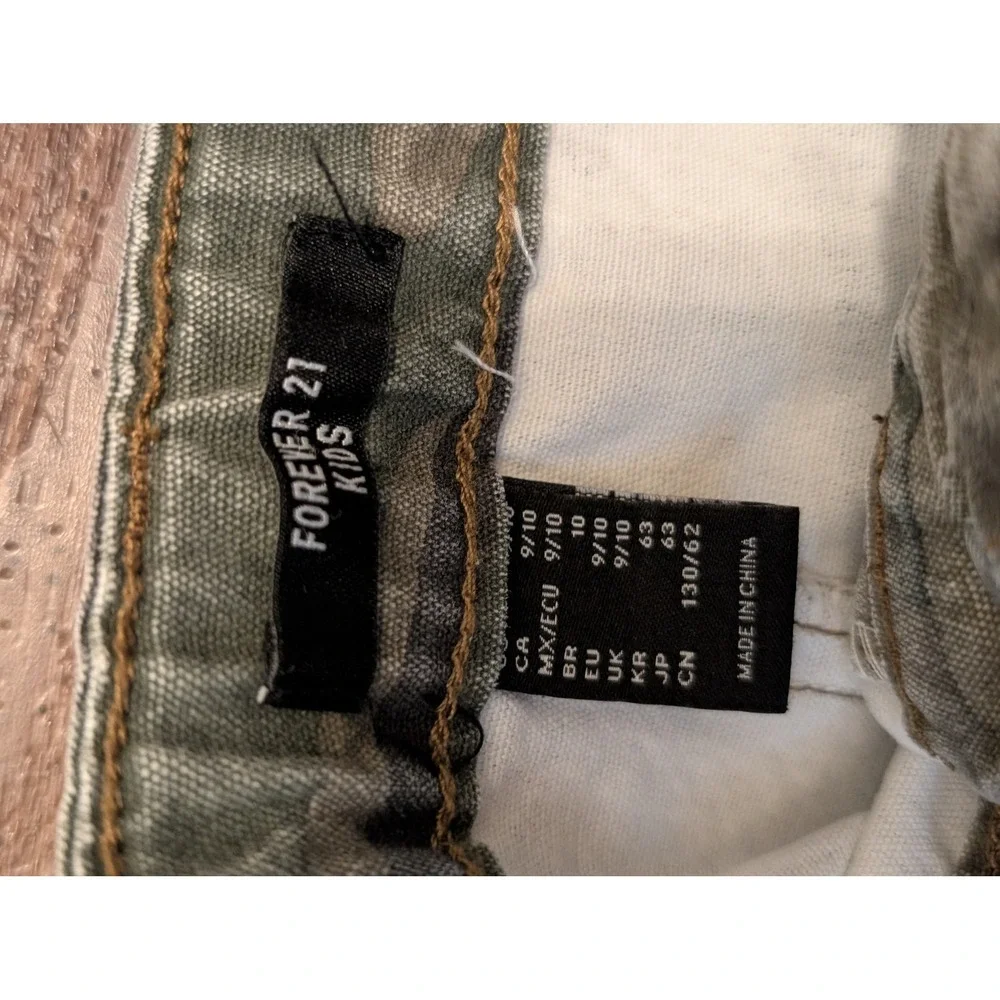 Forever 21 Kids Camo Cargo Pants Green Brown Wide Leg Camouflage Size 9/10
